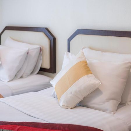 Manee Cool Mueang Hotel Chiang Mai Ngoại thất bức ảnh