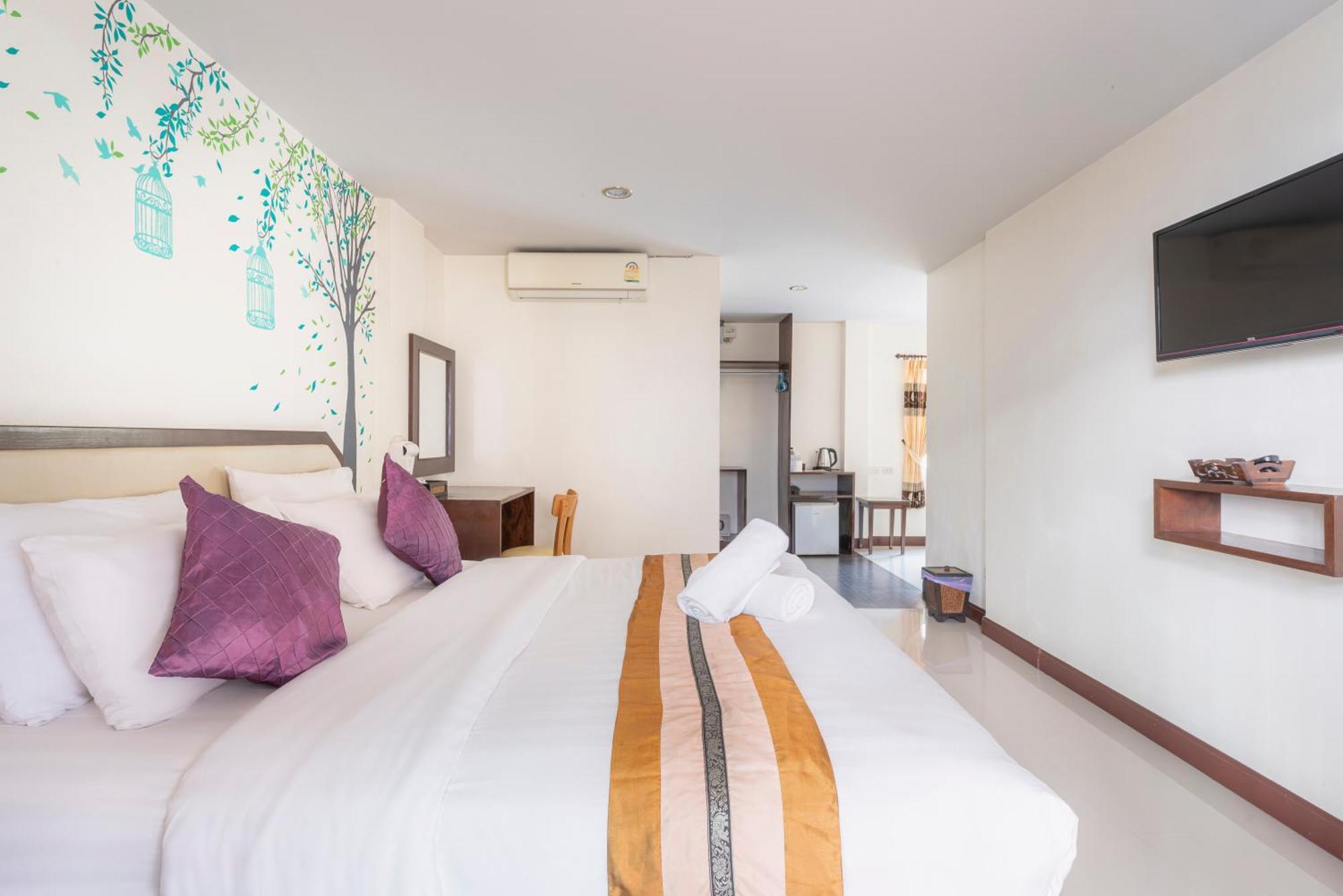 Manee Cool Mueang Hotel Chiang Mai Ngoại thất bức ảnh