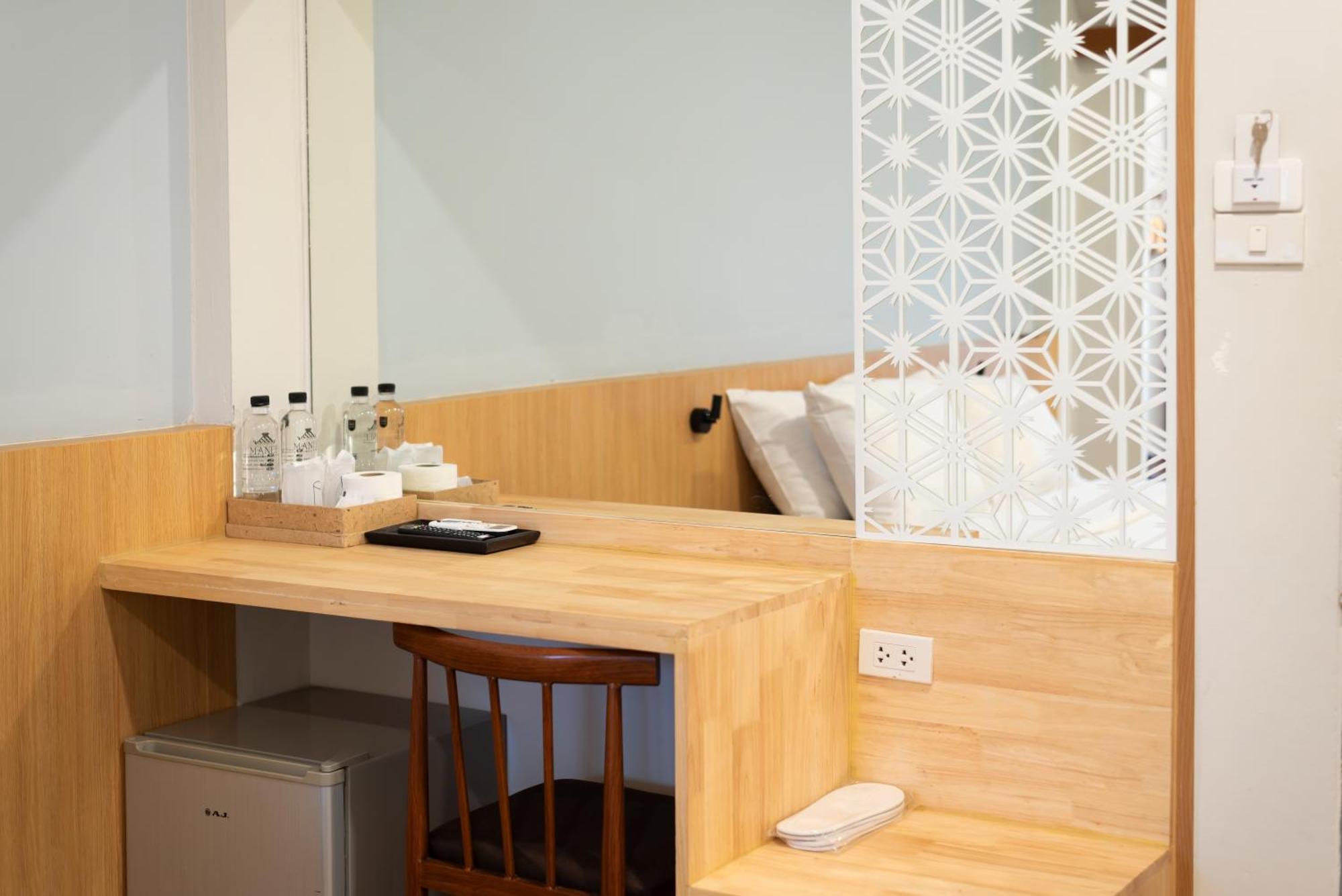 Manee Cool Mueang Hotel Chiang Mai Ngoại thất bức ảnh