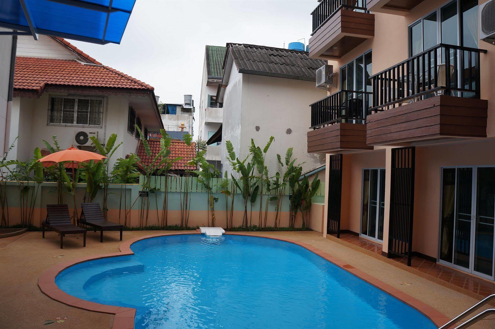 Manee Cool Mueang Hotel Chiang Mai Ngoại thất bức ảnh